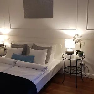  Apartman Goldsmith